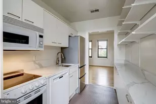 2153 California St NW, Washington, DC 20008 - Photo 19