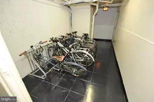 2153 California St NW, Washington, DC 20008 - Photo 29