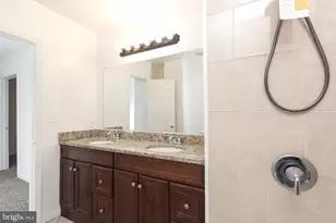 1911 17th St SE, Washington, DC 20020 - Photo 17