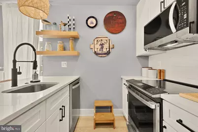 623 Kennedy Street NW #10, Washington, DC 20011 - Photo 7