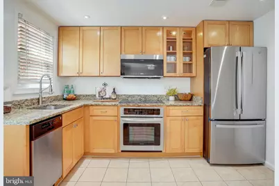 1616 Q Street NW #14, Washington, DC 20009 - Photo 9