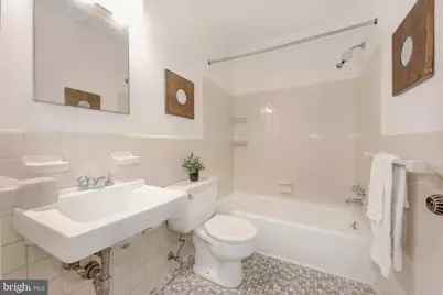 5814 Macarthur Boulevard NW, Washington, DC 20016 - Photo 21