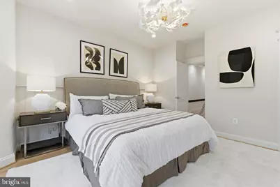 1319 East Capitol Street SE, Washington, DC 20003 - Photo 25