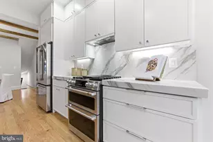 1319 East Capitol St SE, Washington, DC 20003 - Photo 19