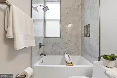 1319 East Capitol Street SE, Washington, DC 20003 - Photo 33