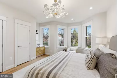 1319 East Capitol Street SE, Washington, DC 20003 - Photo 29