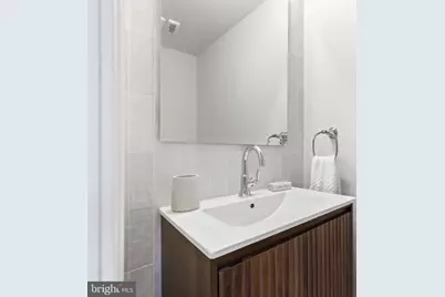 1319 East Capitol Street SE, Washington, DC 20003 - Photo 11