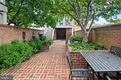 750 9th Street SE, Washington, DC 20003 - Photo 31