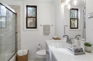 4933 Sheriff Rd NE, Washington, DC 20019 - Photo 5