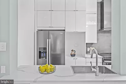 3039 Macomb Street NW #17, Washington, DC 20008 - Photo 7