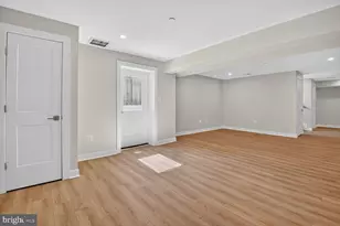 5310 Cathedral Ave NW, Washington, DC 20016 - Photo 49