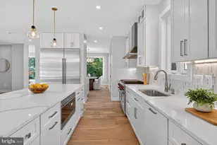 5310 Cathedral Ave NW, Washington, DC 20016 - Photo 11