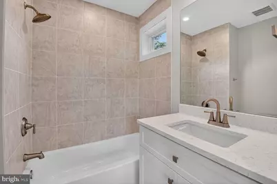 5310 Cathedral Avenue NW, Washington, DC 20016 - Photo 45