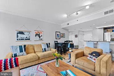 777 7th Street NW #1014, Washington, DC 20001 - Photo 3