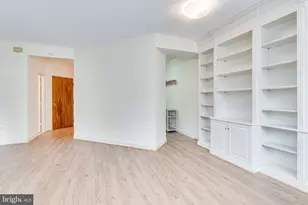 955 NW 26th Street NW, Washington, DC 20037 - Photo 27