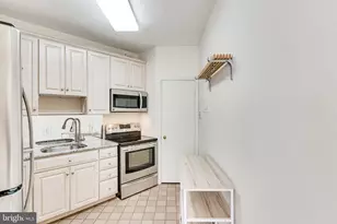 955 NW 26th Street NW, Washington, DC 20037 - Photo 95