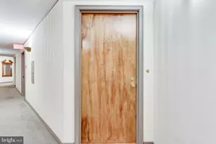 955 NW 26th Street NW, Washington, DC 20037 - Photo 149