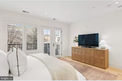 32 Kings Court SE, Washington, DC 20003 - Photo 15