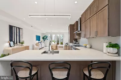 32 Kings Court SE, Washington, DC 20003 - Photo 5