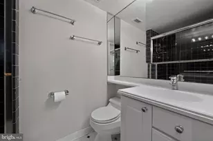 429 N St SW, Washington, DC 20024 - Photo 35