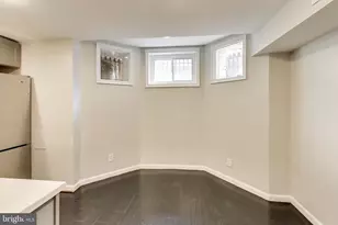 1724 21st St NW, Washington, DC 20009 - Photo 3