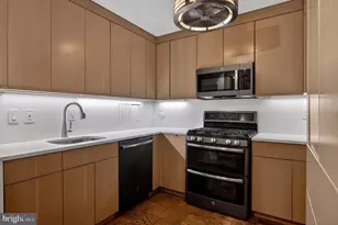 429 N St SW, Washington, DC 20024 - Photo 25