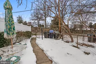 2422 2nd St NE, Washington, DC 20002 - Photo 37