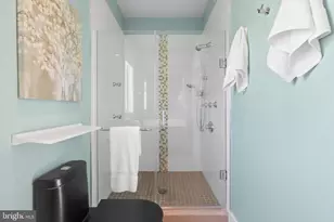 1524 Gales St NE, Washington, DC 20002 - Photo 29