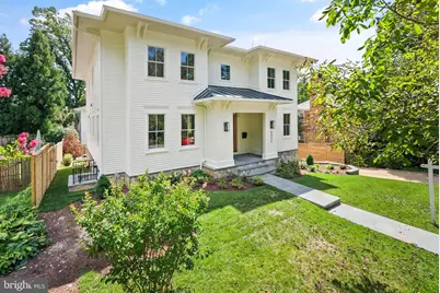 5022 Cathedral Avenue NW, Washington, DC 20016 - Photo 1