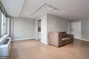 922 24th St NW, Washington, DC 20037 - Photo 7