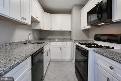 922 24th Street NW #104, Washington, DC 20037 - Photo 15