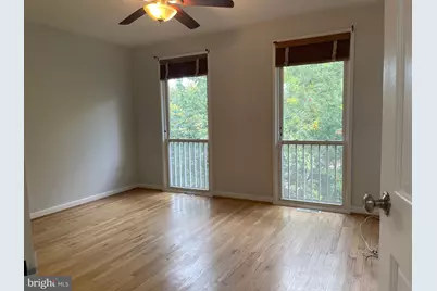 108 G Street SW #105, Washington, DC 20024 - Photo 25