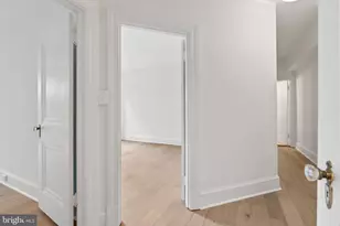 4000 Cathedral Ave NW, Washington, DC 20016 - Photo 9