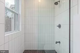 745 Kenyon St NW, Washington, DC 20010 - Photo 19