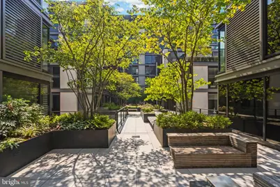 920 I Street NW #1009, Washington, DC 20001 - Photo 55