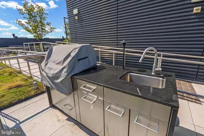 920 I Street NW #1009, Washington, DC 20001 - Photo 47