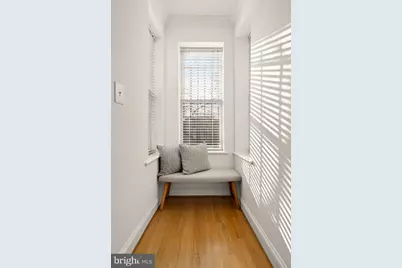 706 L Street SE, Washington, DC 20003 - Photo 5