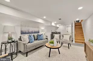 706 L St SE, Washington, DC 20003 - Photo 23