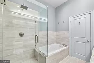 151 V St NW, Washington, DC 20001 - Photo 35