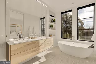 639 E St SE, Washington, DC 20003 - Photo 23