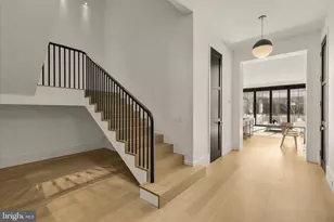 639 E St SE, Washington, DC 20003 - Photo 7