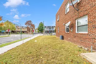 1208 Raum St NE, Washington, DC 20002 - Photo 11