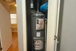 650 E St SE, Washington, DC 20003 - Photo 23