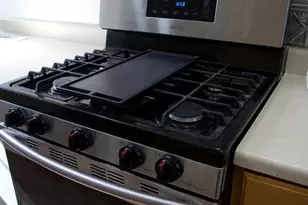 650 E St SE, Washington, DC 20003 - Photo 5