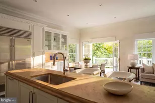 2913 University Terrace NW, Washington, DC 20016 - Photo 17