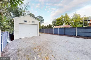 2806 Franklin St NE, Washington, DC 20018 - Photo 33