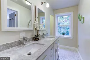 1717 Juniper St NW, Washington, DC 20012 - Photo 13