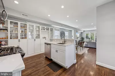 2849 Mills Avenue NE, Washington, DC 20018 - Photo 9