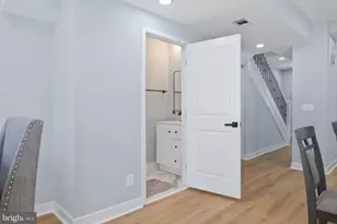 706 NW Longfellow Street NW, Washington, DC 20011 - Photo 29