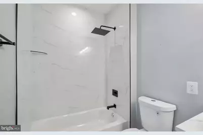 706 NW Longfellow Street NW, Washington, DC 20011 - Photo 33